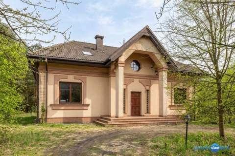 Rezerwacja I WYJĄTKOWY DWOREK na rozległej działce 1,1 ha 
