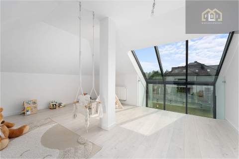 NOWOCZESNY DOM 240 M2, DUŻA DZIAŁKA 