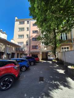 Zadbane 3-pok mieszkanie w centrum, z parkingiem