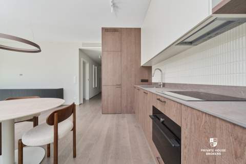 Trzypokojowy apartament z dużym tarasem przy parku