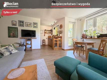 Wysoki Standard Pełne wyposażenie Duży balkon 