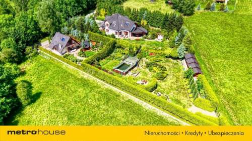 Własny raj z basenem, z widokiem na jezioro i góry