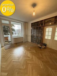 duże, widne mieszkanie Erazma z Zakroczymia