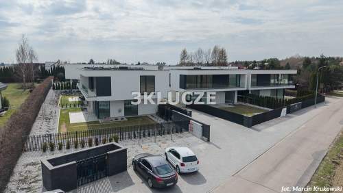 Dom ul. Uzdrowiskowa, Dąbrowica