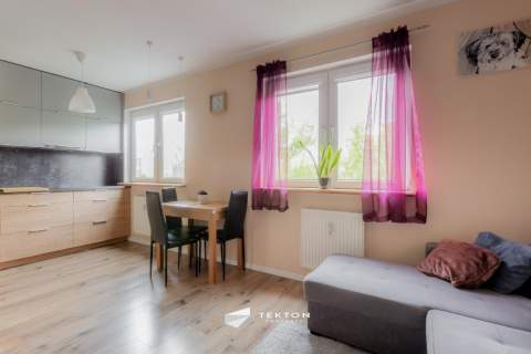 balkon duża piwnica w cenie 3 pokoje