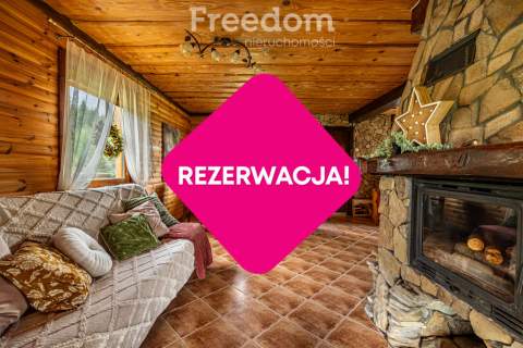 Całoroczny dom z tarasem wśród lasów