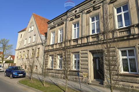 Wygodne mieszkanie w centrum Pobiedzisk z garażem