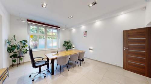 PRESTIŻOWY LOKAL BIUROWY W CENTRUM MIASTA 76 m2 WYSOKI STANDARD