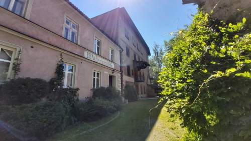 Kudowa Zdrój obiekt mieszkalno komercyjny,granica