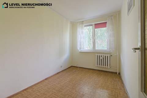 Trzypokojowe mieszkanie z balkonem