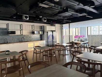 Śródmieście lokal biurowy 2064m2 do podnajmu