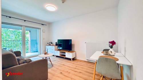 Pierwszy najem/Centrum/Apartamentowiec/Balkon