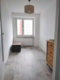 3 pokojowe po remoncie z balkonem - Przemyka 10
