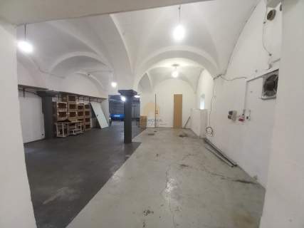 Hala na wynajem z zapleczem i placem manewrowym