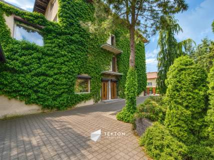 360m2 171m2 na klinikę, dom seniora