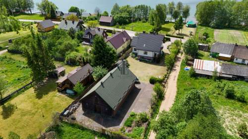Przy samym jeziorze Serwy Domy 280 m2 i 180 m2
