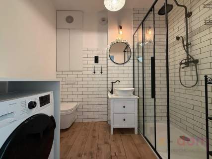 3 pokoje z balkonem 50,6 m2 centrum