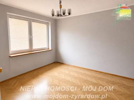 PRZESTRONNY DOM W ŻYRARDOWIE