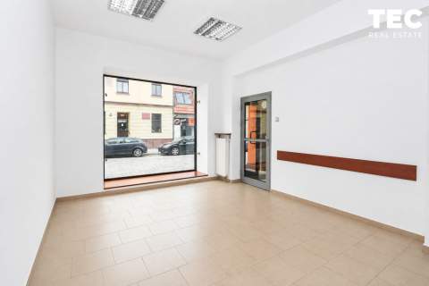 Lokal handlowy w centrum, duży ruch, witryna