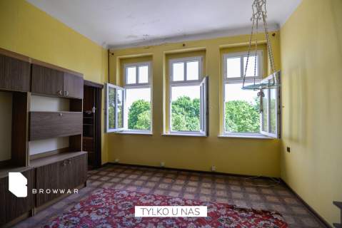 Stare Miasto - Kamienica z widokiem na Wartę
