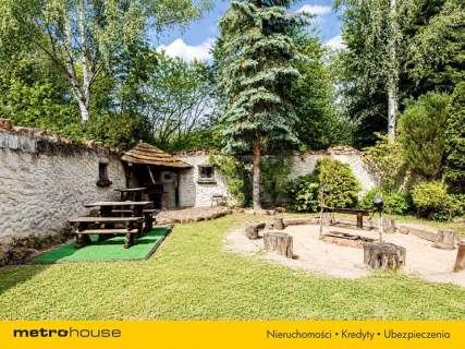 Nieruchomość komercyjna na sprzedaż, 307,04 m2, Lipa