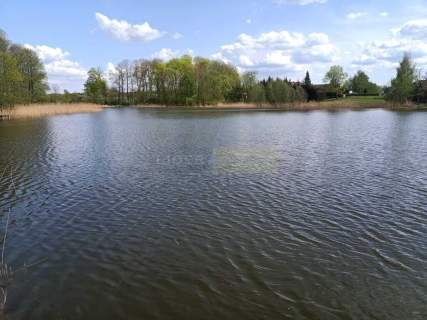 DOM Z CEGŁY, Z WŁASNĄ LINIĄ BRZEGOWĄ 200 M 