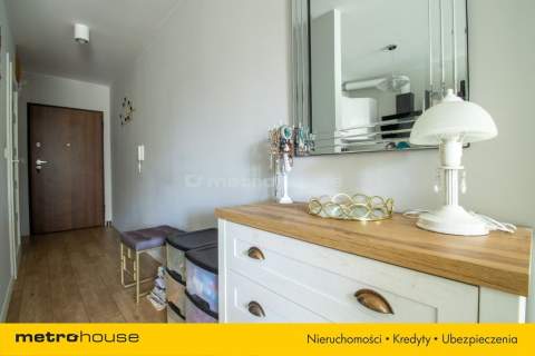 Mieszkanie 2 pokojowe w Brwinowie balkon, garaż
