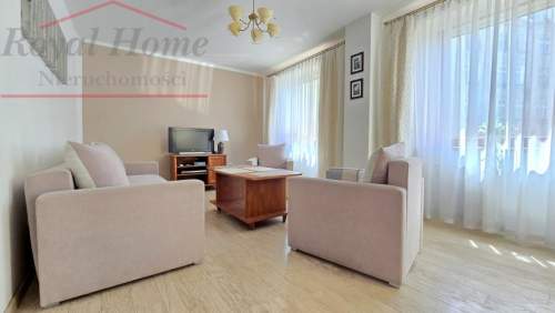 Przestronne, w pełnym rozkładzie 2 pok., balkon.