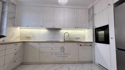Dwa pokoje, Wysoki standard, Dwa balkony