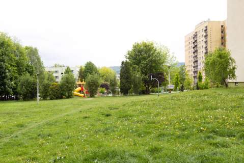 Ustawne 2 pokoje z balkonem na os. Beskidzkim