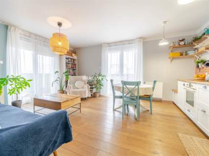 M 72-M2 4 POK APARTAMENT GARDEROBA BALKON ŻABINIEC