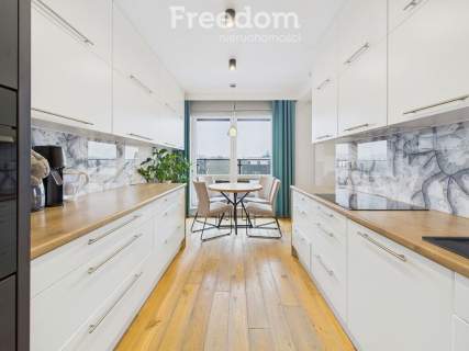 4-pokojowy apartament z tarasem i garażami
