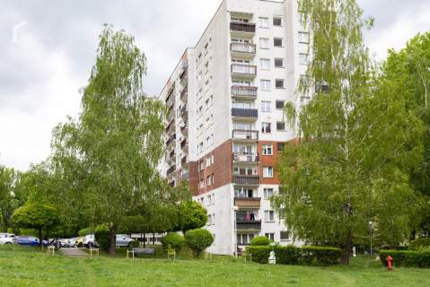 Ustawne 2 pokoje z balkonem na os. Beskidzkim
