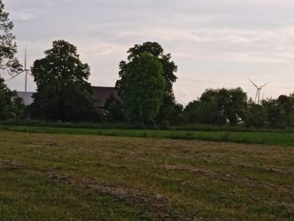 Działka nad jeziorem