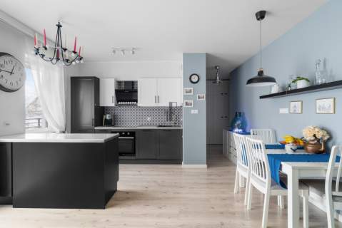2 pokoje 46 m duży balkon miejsce postojowe