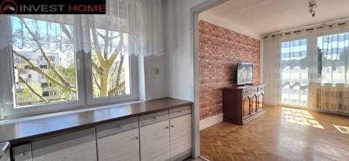 trzy pokoje, piwnica, loggia