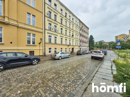 2pok. mieszkanie w kamienicy przy pl. Grunwaldzkim
