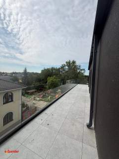 Apartament 4pok z dużym balkonem na ostatnim piętrze