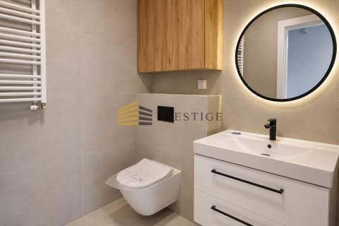 Apartament 96 m 2 garaże Stegny
