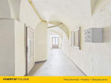 Całe piętro kamienicy w centrum Chojnowa