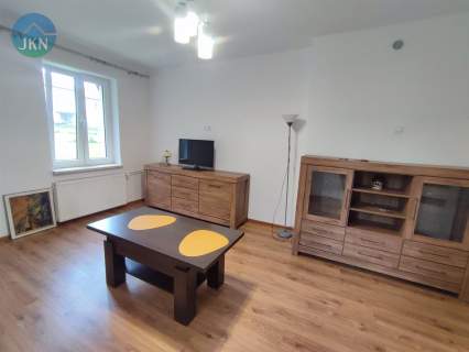 BEZCZYNSZOWE 52 m2 po gruntownym remoncie.
