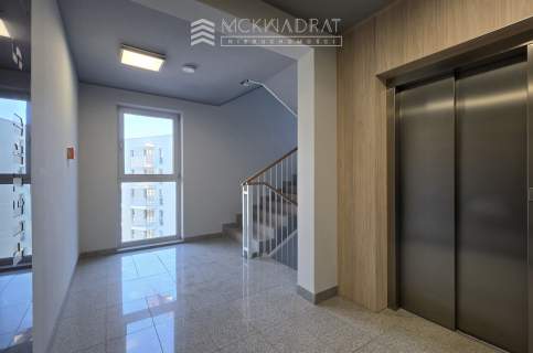 Centrum apartamentowiec 2 pokoje 37 m2, parking