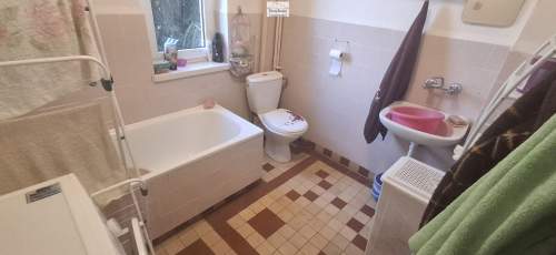 Dom , stodoła i kurnik , na działce 2200m2 , blisko Busko-Zdrój...