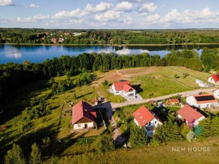 Nowy, gotowy do wprowadzenia - nad samym jeziorem
