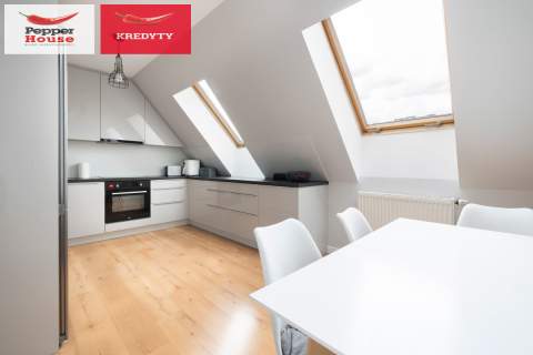 Dwupoziomowe 100m 2 Balkony Zamknięte Osiedle