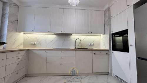Dwa pokoje, Wysoki standard, Dwa balkony