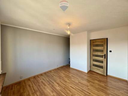 Dwupokojowe M - 51 m po remoncie balkon