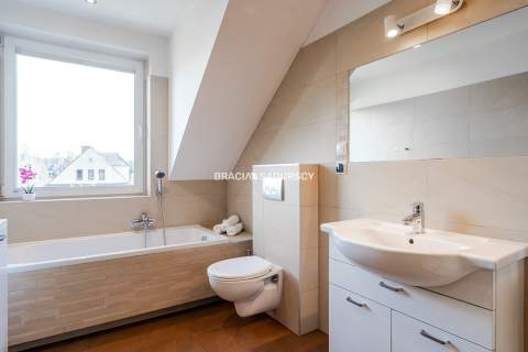 Dom Bliźniak 156 m ogródek garaż Ruczaj