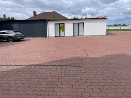 Lokal na wynajem przy Castoramie ok. 50m2 magazyn ok.20m2