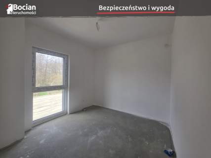 Nowoczesny bliźniak w wysokim standardzie 